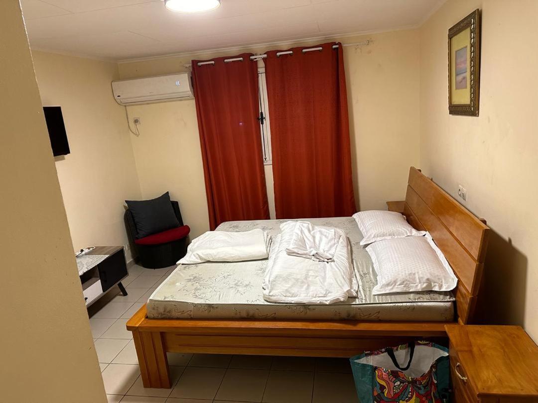 Iris Room ليبرفيل المظهر الخارجي الصورة